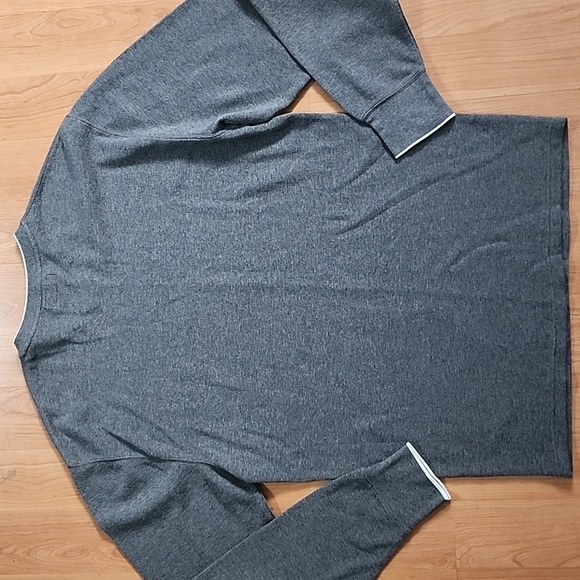 Polo Ralph Lauren Long Sleeve V-Neck Tipped Waffle Thermal Top - Picture 7 of 8